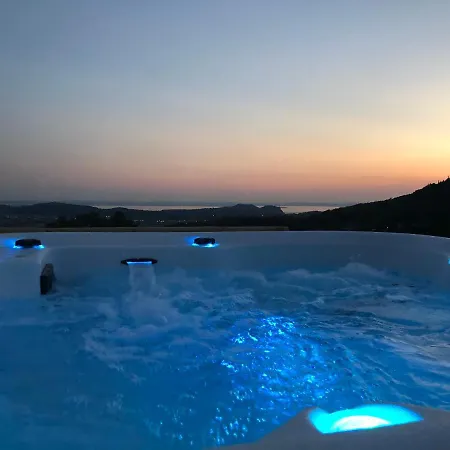 Nina - & Relax Apartman Caprino Veronese